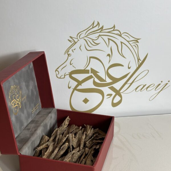 ZURA OUD 18