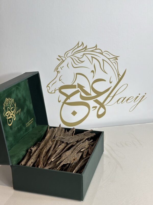ZURA TOP OUD