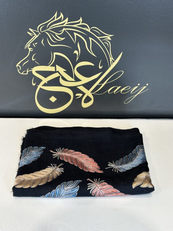 WOMEN’S NATURAL WOOL HAND MADE BLACK SHAL AND MACHINE SEWN
